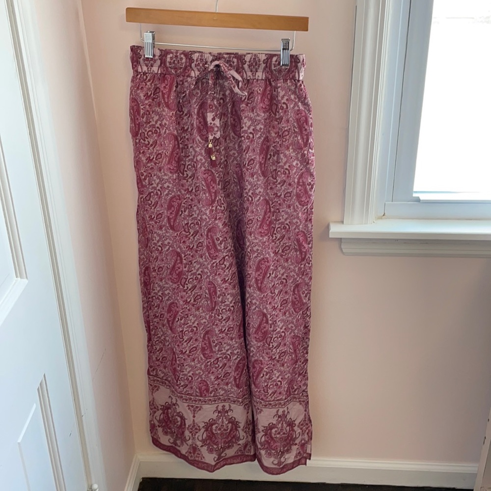 A super cute pair of Zimmerman beach pants!!